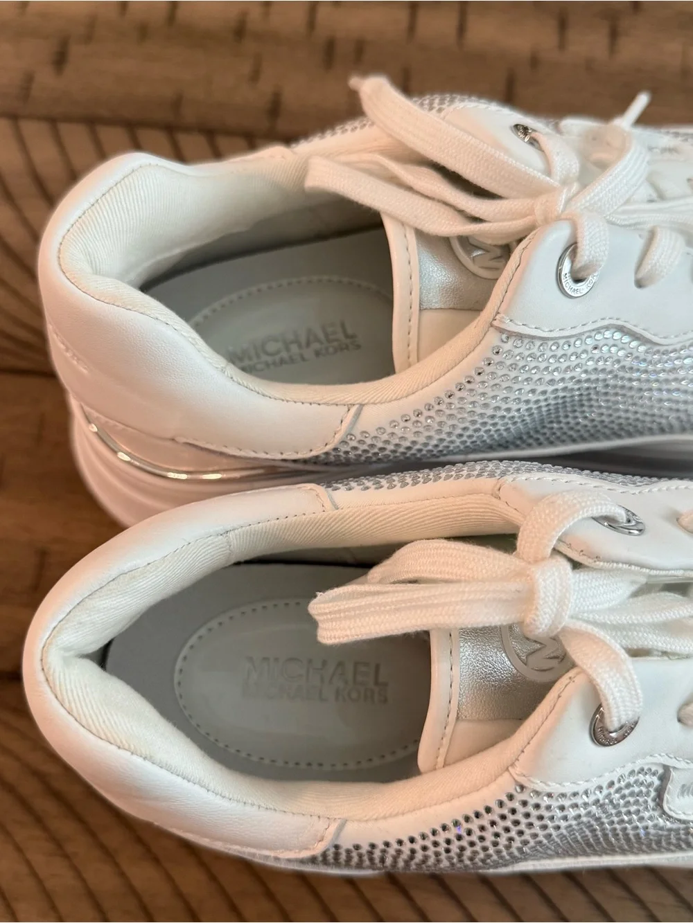 NWT Michael Kors Hayes Platform Lace-Up Sneakers Silver Sz 8.5